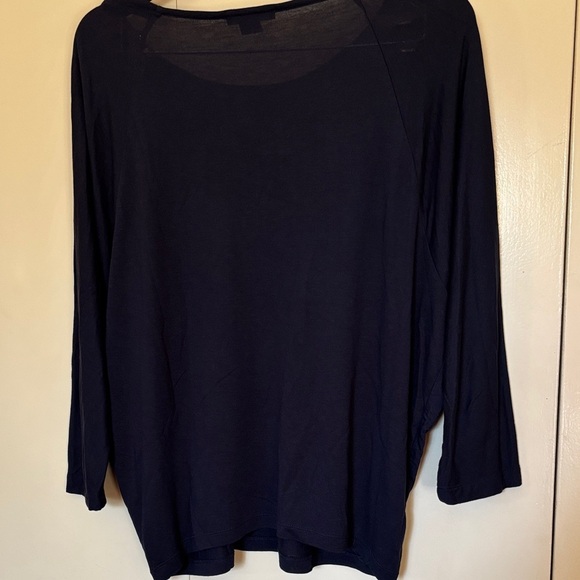 Women's Vince Navy Blue Bat Sleeve T Shirt Size Medium Coastal Grandma Neutral - Picture 6 of 6